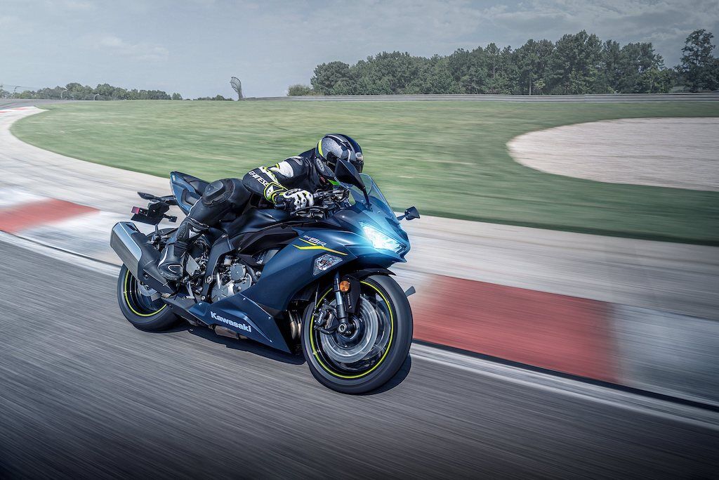 Certified Pre-Owned 2022 Kawasaki Ninja ZX-14R ABS