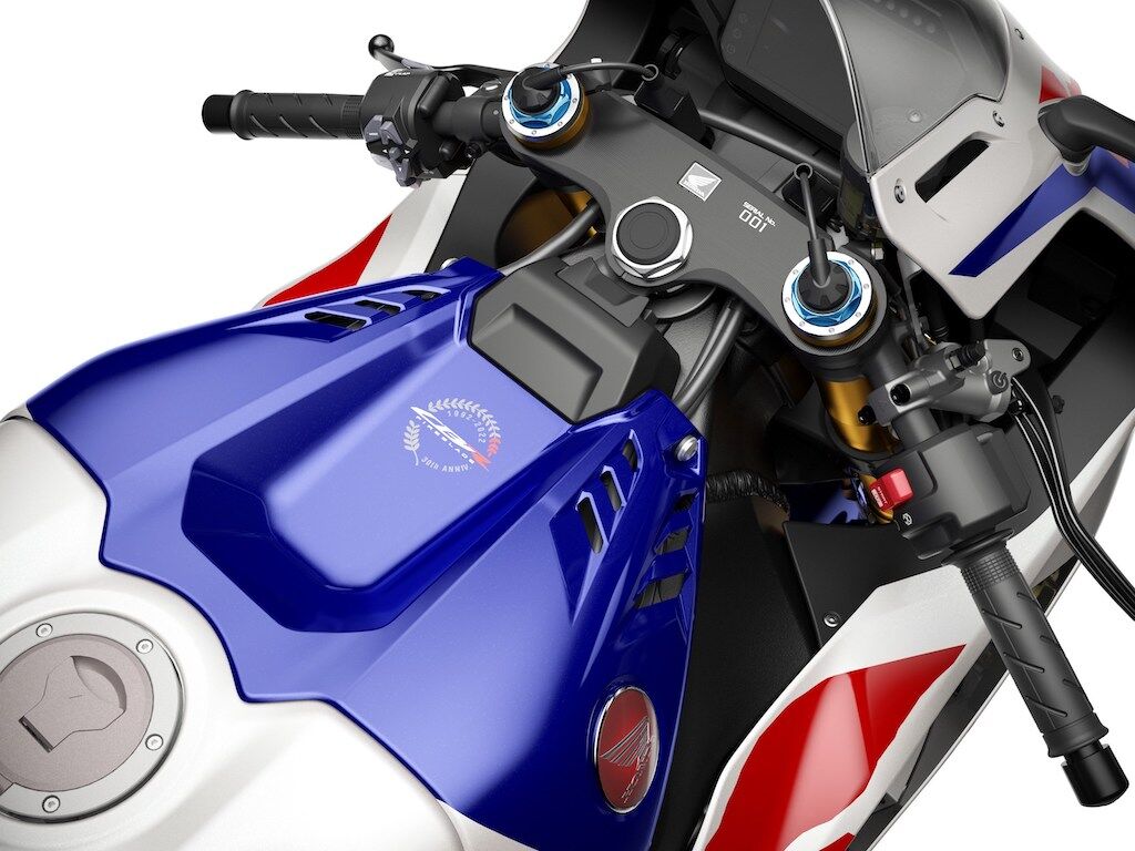 AraiRX-7X CBR1000RRR FIREBLADE 30th Anniversary XL Full Face