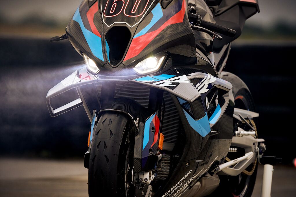 M 1000 RR 2023 First Look